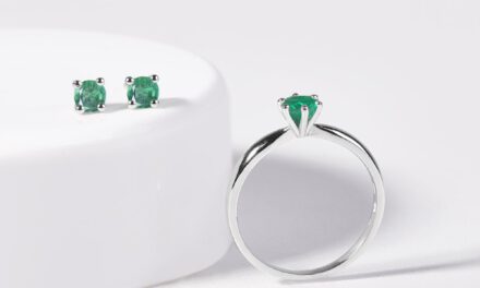 An Emerald Can Support a Woman’s Intuition and Inner Beauty