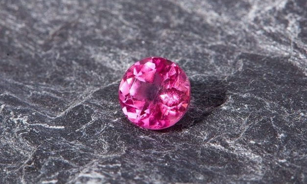 A Perfect Guide on Earth’s Most Colourful Gemstone -Tourmaline