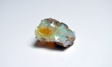 Opal: the Colour Changing Gem